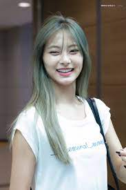 Her smile is so adorable she looks like an anime character. Pin On Twice íŠ¸ì™€ì´ìŠ¤