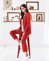 Ganna fell in love with the son of millionaires, but she was forced to leave the estate because of landowner sophia. Svetlana Lysenko 25 Years Brest Belarus