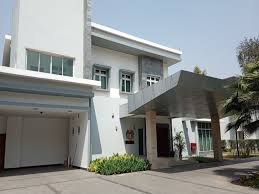 The features loaded in these. Redevelopment Of Malaysian High Commission Building Dmia