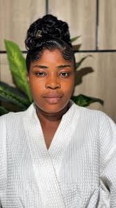 My sister is getting married ✨✨✨✨✨✨. We did this LUXE glam for her  Prewedding shoot and I can’t wait to see the beautiful magic we will do for  her day🥰🥰🥰