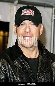 Bruce Willis arrives at the premiere of 'Lucky Number Slevin' in New York,  NY, USA