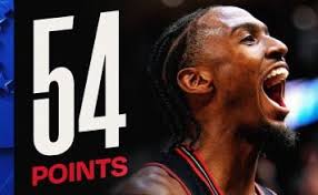 Pat Riley opens up about trading for Shaquille O'Neal