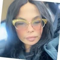 Olivia Hester's Instagram, Twitter & Facebook