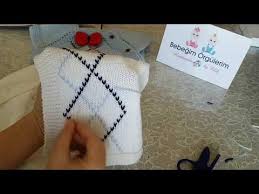 Yeni Moda Igneyle Ekose Islemeli Bebek Yelek Tarifi Nazarca Com Orgu Bebek Bebek Yelek