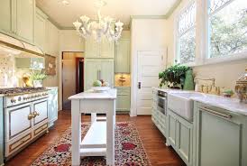 1001 Idees Pour Amenager Une Cuisine Campagne Chic Charmante Cuisine Victorienne Cuisine Artisanale Petite Cuisine Avec Ilot