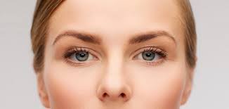 المحافظة على العين بالاعشاب موضوع