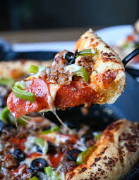 Skillet Pizza Easy Recipe Video Butter Your Biscuit Recipe In 2020 Skillet Pizza Stuffed Peppers Cast Iron Skillet Pizza