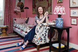 Jun 29, 2021 · as daily mail political editor jason groves commented, 'the lulu lytle sofa looks comfy.' mr s hopes that the happy couple enjoyed the game as much as he did and that, just like the football, the. Lulu Lytle Who Is Carrie Symonds Favoured Interior Designer Evening Standard