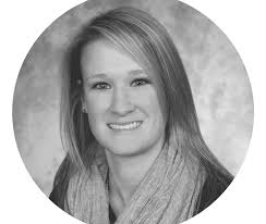 Ashley Dart's Instagram, Twitter & Facebook