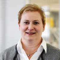 100+ perfiles de «Sticha»