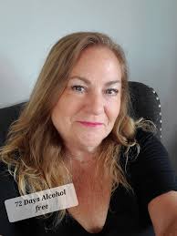 I'm just so overjoyed tonight. Today marks 102 days since I quit smoking.  (No, I'm not obsessively counting—but 2 days ago was 100, and you *bet* I'm  counting milestones!) Tonight was a