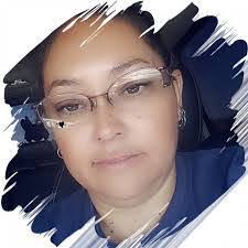 Amanda Arrey's Instagram, Twitter & Facebook