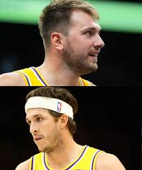 Lakers play against Raptors tonight