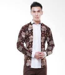 Atau bagi anda yang memiliki keterampilan dalam menjahit. 30 Model Baju Batik Pria Kombinasi Polos Terbaru 2021