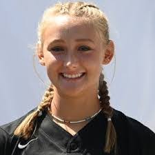 Jocelyn Paz's Instagram, Twitter & Facebook