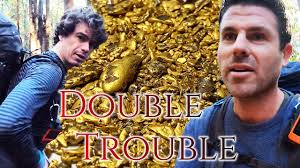 Levi Triffitt and Rob Parsons unearth one of their largest gold finds in  Tasmania!!