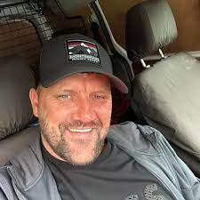 PONTEFRACT PAEDOPHILE HUNTER GROUP SHAMES WAYN