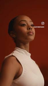 Lauryn Brown's Instagram, Twitter & Facebook