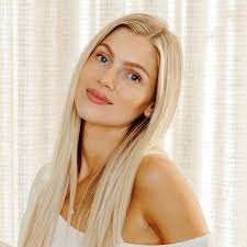 Michaela Phillips (@michaelaaphillips) • Instagram photos and videos