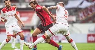 Das erste wochenende im april wird von fortuna düsseldorfs u9, der u10 und der u14 zu verschiedenen turnieren genutzt. Angeberwissen Zum Fastnachtsspiel Sc Freiburg