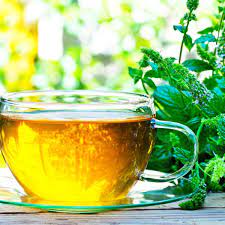 7 Health Benefits Of Peppermint Tea What Can T It Do Organic Authority
