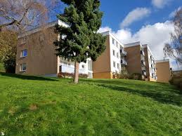 Der gebäudekomplex bietet beste möglichkeiten für das schaffen von neuem wohnraum in bester lage. 3 Zimmer Wohnung Zu Vermieten Am Sindelberg 28 31061 Alfeld Leine Hildesheim Kreis Mapio Net