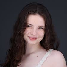 Angelina Fuller's Instagram, Twitter & Facebook