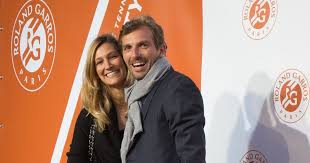 Последние твиты от julien benneteau (@julienbenneteau). Julien Benneteau Et Sa Femme Karen Photocall De La Soiree Des Joueurs Roland Garros 2016 Au Petit Palais A Paris Le 19 Mai 2016 Purepeople