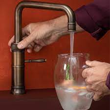 Based on an average tariff of 14 pence/kwh, this amounts to a qettle costing just 3 pence to run, a day. Are Boiling Taps Worth It