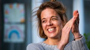 The clap for carers event will return this week to honour everyone who has shown resilience during the pandemic. R0gww6u8fdijhm