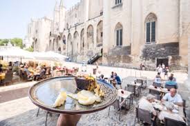 Avec les filtres, vous pouvez voir quand banque chaix a une ouverture du dimanche ou une nocturne à proximité. Ancienne Banque De France Avis De Voyageurs Sur Le Carre Du Palais Avignon Tripadvisor