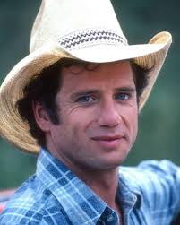 The Duke boys, Bo & Luke cousins closer than brothers! #dukesofhazzard  #duke #generallee #80s #boduke #daisyduke