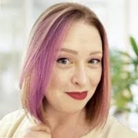 Holly Sadowski's Instagram, Twitter & Facebook