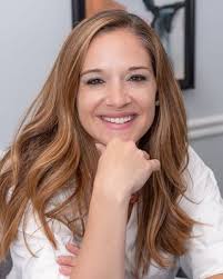 Melissa Callahan's Instagram, Twitter & Facebook