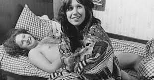 Salary, married, wedding, spouse, family. Gallery Anna Henkel Filmportal De