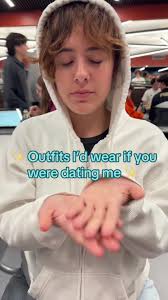 Outfits de Nicholas Chavez para citas: Lavender Baby 💜