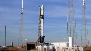 Spacex designs, manufactures and launches advanced rockets and spacecraft. Spacex Rocket Launches Blockchain Tech To International Space Station Fox Business