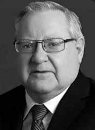 Le Prix Maître Denis-Noël Ce prix est décerné en reconnaissance à  l'engagement d'un individu comme professionnel dans l