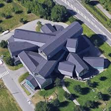 The vitrahaus, built by herzog & de meuron, is vitra's flagship store and home to the vitra home collection. Vitrahaus In Weil Am Rhein Germany Google Maps