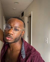 Breon Williams's Instagram, Twitter & Facebook