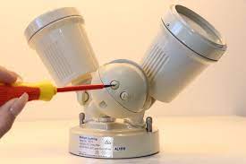 It can be set to turn the light off at 1 minute, 5 minutes. How To Adjust Your Sensor Light Metro Electrical 24 Hour Electricians