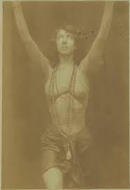 Ruth St Denis In The Yogi Id Den 0180v Nypl Digital Gallery Modern Dance Vintage Portraits Vintage Burlesque