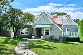 Discover the latest newport beach news, trends, hot spots, fine dining establishments and more on the visit newport beach blog. Holiday Rentals Newport Beach Cottage Accommodation Nsw Sydney