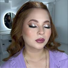 Leslie Medrano Makeup & hair