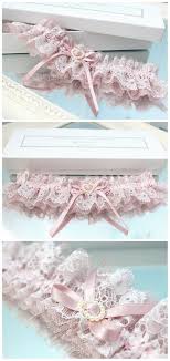 Altrosa Puderrosa Vintage Rosa Spitze Und Tulle Hochzeit Strumpfband Mit Perlen Und Schleifen Glamourose R Dusty Rose Wedding Dusty Pink Weddings Pink Wedding