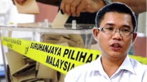 Sementara itu, badan pilihan raya bebas dan adil malaysia (mafrel) melaporkan penyokong pakatan rakyat menahan sebuah bas yang mereka dakwa membawa pengundi hantu di pusat mengundi. Pengarah Pilihan Raya Dap Johor Roketkini Com