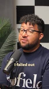 Elizabeth Dopp's Instagram, Twitter & Facebook