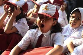 Gambar animasi anak sekolah sd paling keren download now gambar kartun animasi sekolah design kartun download now 100 gambar gambar kartun lucu anak sd kekinian pusat. Lucu Beragam Ekspresi Siswa Sd Di Hari Pertama Sekolah