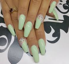The green nail designs 2020 is focused more on green and dark shades. Pastel Green Acrylic Nails Green Acrylic Nails Mint Green Nails Green Nails