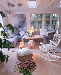 It S Soulsunday Lovies This Week Let S Talk About Curiosity Do You Know Your Curiosity Leaves Clues Yup The Things Home Decor Home Beautiful Interiors